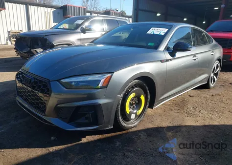 2023 Audi A5 Sportback Premium Plus 45 Tfsi S Line Quattro S Tronic z USA, uszkodzony, nr VIN WAUFACF56PA009573